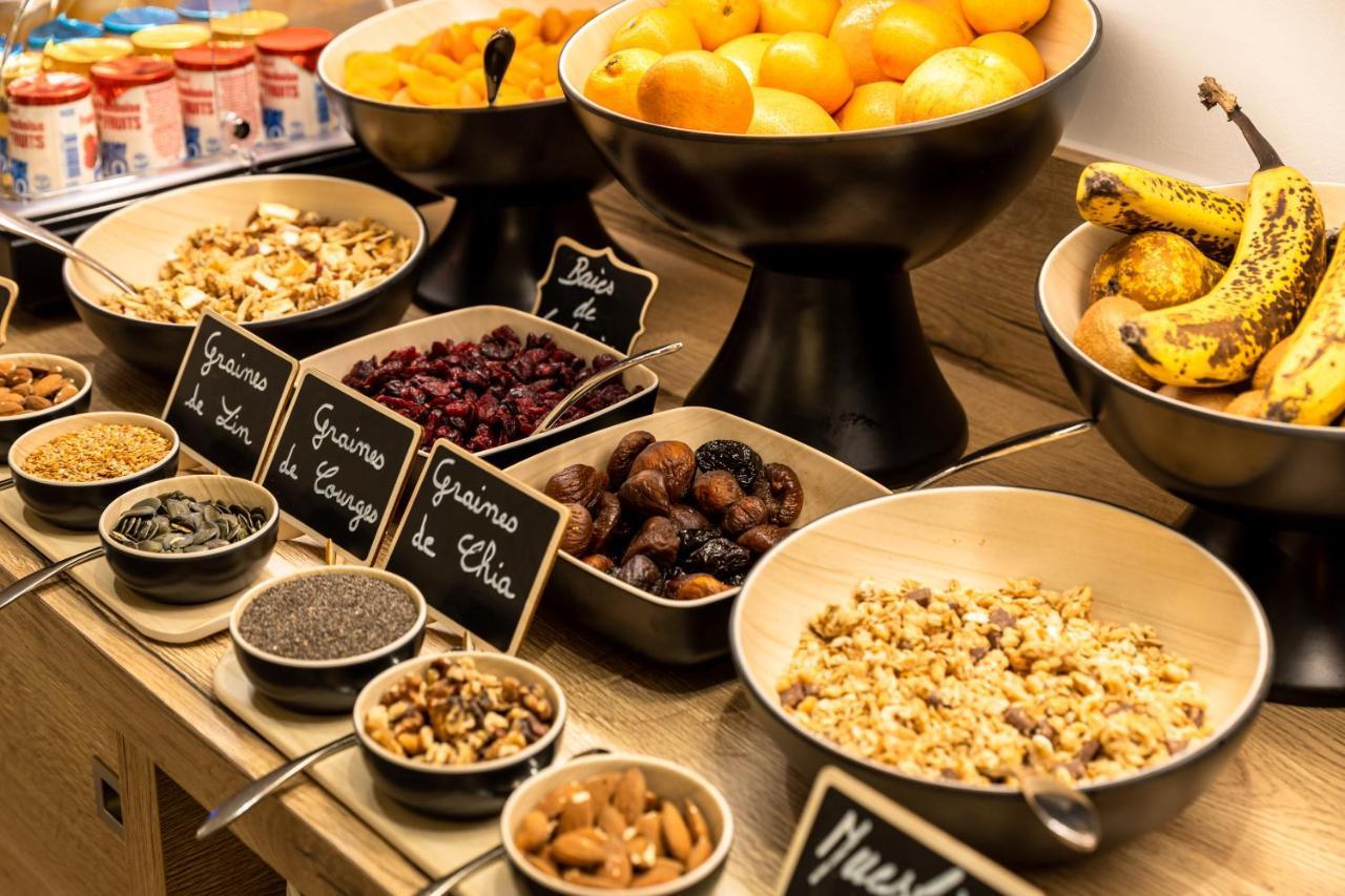 The Originals Boutique Hotel Restaurant Saint James, Montaigu-Vendee Esterno foto